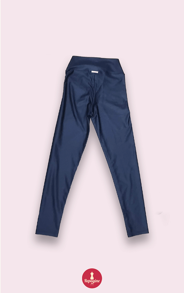 calça preta com lurex labellamafia: elegância e estilo em uma peça única - (brechó) 181371